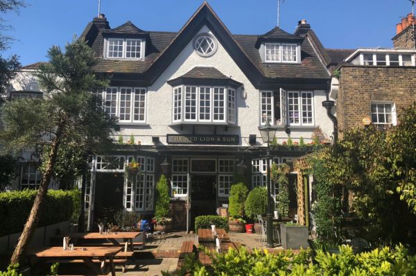 Photo for: Is this the perfect pub? The Red Lion & Sun a strong contender